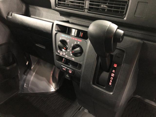 ハイゼットカーゴDX 走行7787キロ/クリアランスソナー/オートライト一年保証・走行距離無制限走行7787キロ 助手席エアバック 純正カーペットマット クリアランスソナー オートライト アイドリングストップ(埼玉県)の中古車