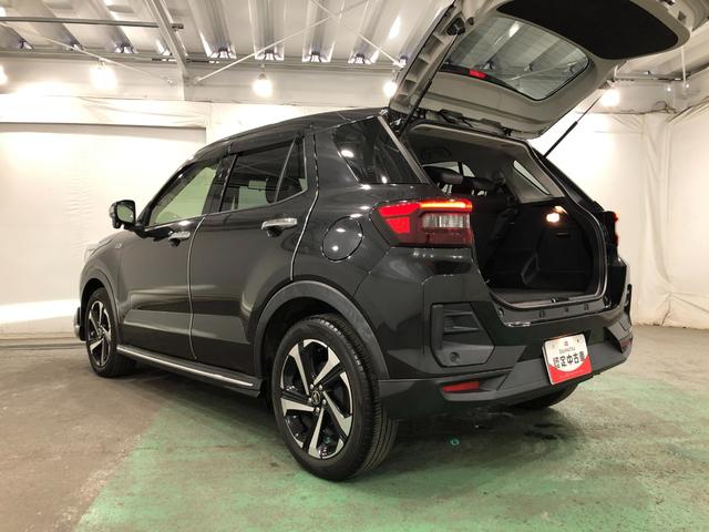 ロッキープレミアムＧ　ＨＥＶ　車検整備付／走行２７１７１キロ／ナビ１年保証距離無制限　走行距離２７１７１キロ　純正フルセグナビ　パノラマモニター　ドラレコ　純正マット　サイドエアバッグ　ＬＥＤヘッドランプ　アイドリングストップ　シートヒーター　オート格納式ドアミラー（埼玉県）の中古車