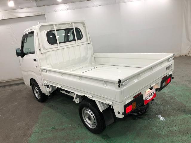 ハイゼットトラックスタンダード　ＭＴ車／走行５７４６キロ／クリアランスソナー１年保証距離無制限　走行距離５７４６キロ　ＦＭＡＭラジオ　純正フロアマット　クリアランスソナー　オートライト　アイドリングストップ（埼玉県）の中古車