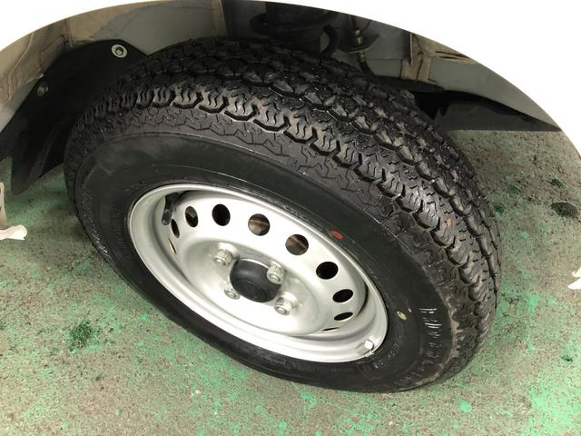 ハイゼットトラックスタンダード　ＭＴ車／走行５７４６キロ／クリアランスソナー１年保証距離無制限　走行距離５７４６キロ　ＦＭＡＭラジオ　純正フロアマット　クリアランスソナー　オートライト　アイドリングストップ（埼玉県）の中古車