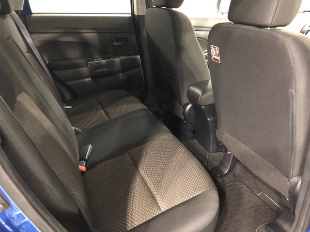 ＲＶＲＧ　走行８８３７８キロ／４ＷＤ／フルセグナビ／純正マット１年保証距離無制限　走行距離８８３７８キロ　フルセグナビ　ブルートゥース　純正マット　助手席エアバッグ　オートライト　ＨＩＤヘッドランプ（埼玉県）の中古車