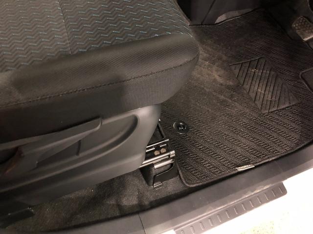 トールカスタムＧ　ターボ　走行８０００７キロ／ＬＥＤヘッドランプ１年保証距離無制限　走行距離（埼玉県）の中古車