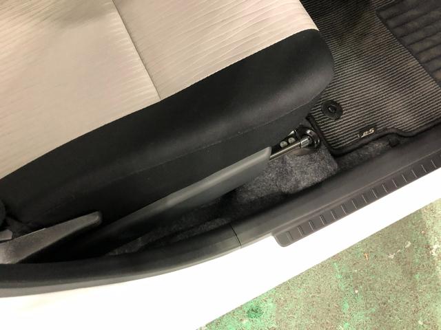 ミライースＸ　ＳＡIII　走行５４６０キロ／ＬＥＤヘッドランプ／マット１年保証距離無制限　走行距離５４６０キロ　純正マット　クリアランスソナー　オートライト　ＬＥＤヘッドランプ　アイドリングストップ　スマートアシスト３　キーレスエントリー（埼玉県）の中古車