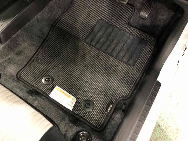 ミライースＸ　ＳＡIII　走行５４６０キロ／ＬＥＤヘッドランプ／マット１年保証距離無制限　走行距離５４６０キロ　純正マット　クリアランスソナー　オートライト　ＬＥＤヘッドランプ　アイドリングストップ　スマートアシスト３　キーレスエントリー（埼玉県）の中古車