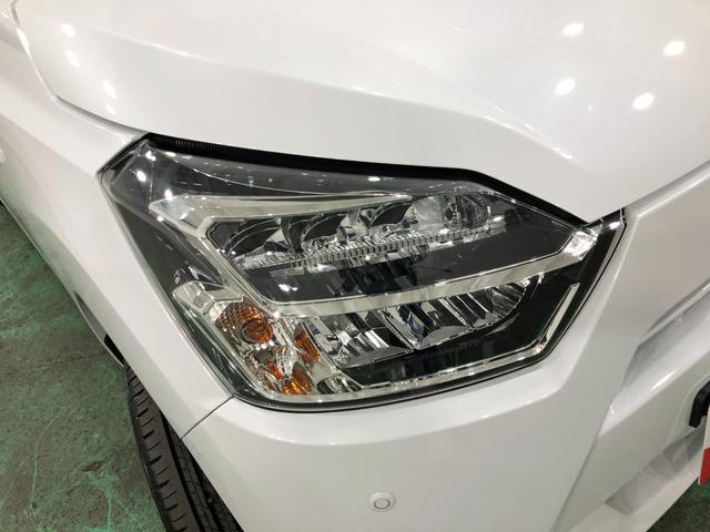 ミライースＸ　ＳＡIII　走行５４６０キロ／ＬＥＤヘッドランプ／マット１年保証距離無制限　走行距離５４６０キロ　純正マット　クリアランスソナー　オートライト　ＬＥＤヘッドランプ　アイドリングストップ　スマートアシスト３　キーレスエントリー（埼玉県）の中古車
