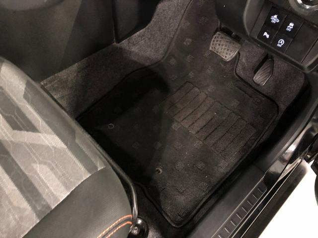 タフトＧ　走行１１２２１１キロ／純正ナビ／バックカメラ／マット１年保証距離無制限　走行距離１１２２１１キロ　純正フルセグナビ　バックカメラ　ブルートゥース　純正マット　サイドエアバッグ　ＬＥＤヘッドランプ　アイドリングストップ　シートヒーター　キーフリー（埼玉県）の中古車