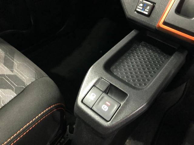 タフトＧ　走行１１２２１１キロ／純正ナビ／バックカメラ／マット１年保証距離無制限　走行距離１１２２１１キロ　純正フルセグナビ　バックカメラ　ブルートゥース　純正マット　サイドエアバッグ　ＬＥＤヘッドランプ　アイドリングストップ　シートヒーター　キーフリー（埼玉県）の中古車