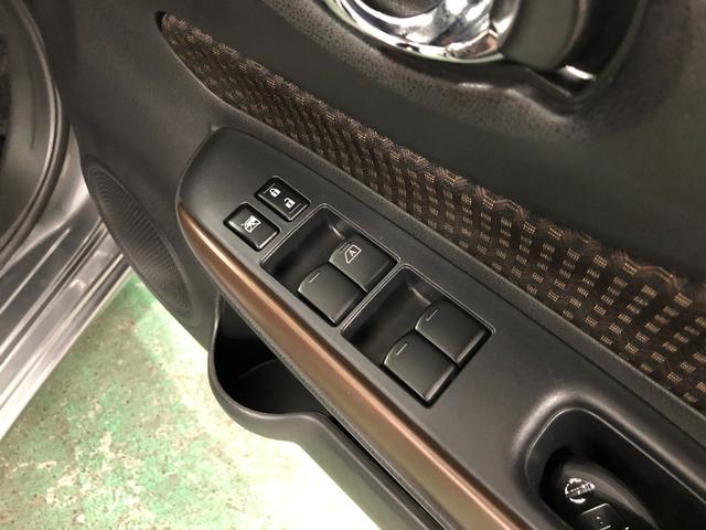 ノートｅ−パワー　メダリスト　走行４１６７８キロ／フルセグナビ１年保証距離無制限　走行距離４１６７８キロ　フルセグナビ　全周囲カメラ　デジタルルームミラー　純正マット　ＬＥＤヘッドランプ　電動格納式ドアミラー（埼玉県）の中古車