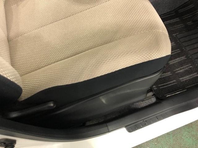 タントエグゼＬ　車検整備付／走行４２６３２キロ／ナビ／バックカメラ１年保証距離無制限　走行距離４２６３２キロ　車検整備付　ワンセグナビ　バックカメラ　純正マット　アイドリングストップ　電動格納式ドアミラー（埼玉県）の中古車