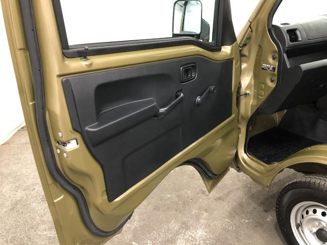 ハイゼットトラックハイルーフ　走行７８２９キロ／ドラレコ／ＬＥＤ大型荷台作業灯１年保証距離無制限　走行距離７８２９キロ　ドラレコ　純正マット　助手席エアバッグ　クリアランスソナー　オートライト　アイドリングストップ　ＬＥＤ大型荷台作業灯（埼玉県）の中古車