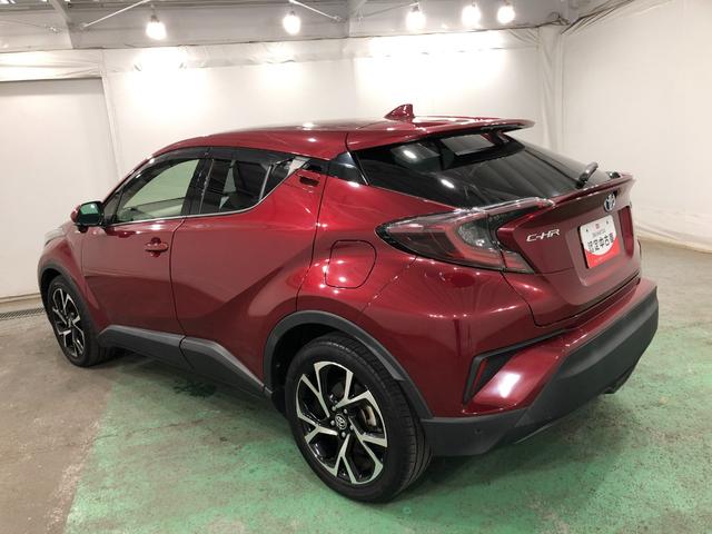 Ｃ−ＨＲＧ　車検整備付／走行６８８２７キロ／フルセグナビ／マット１年保証距離無制限　走行距離６８８２７キロ　フルセグナビ　ブルートゥース　純正マット　サイドエアバッグ　オートマチックハイビーム　ＬＥＤヘッドランプ（埼玉県）の中古車