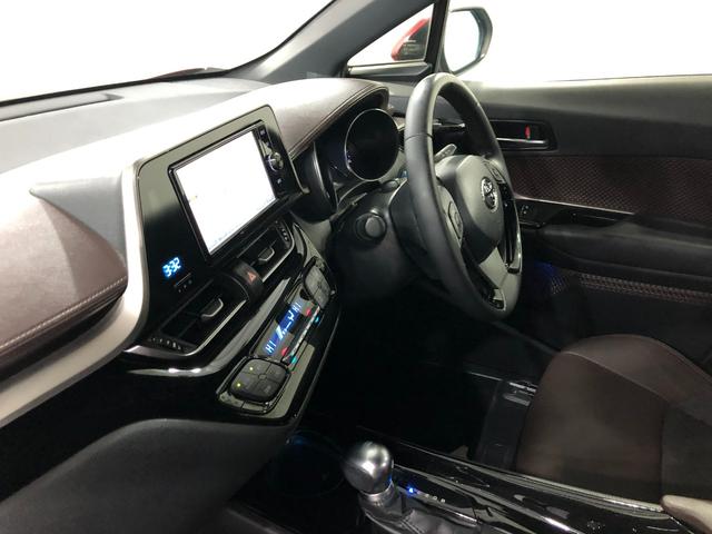 Ｃ−ＨＲＧ　車検整備付／走行６８８２７キロ／フルセグナビ／マット１年保証距離無制限　走行距離６８８２７キロ　フルセグナビ　ブルートゥース　純正マット　サイドエアバッグ　オートマチックハイビーム　ＬＥＤヘッドランプ（埼玉県）の中古車