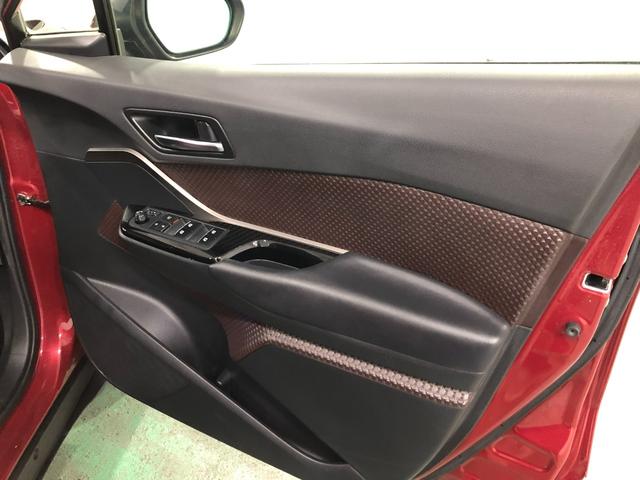 Ｃ−ＨＲＧ　車検整備付／走行６８８２７キロ／フルセグナビ／マット１年保証距離無制限　走行距離６８８２７キロ　フルセグナビ　ブルートゥース　純正マット　サイドエアバッグ　オートマチックハイビーム　ＬＥＤヘッドランプ（埼玉県）の中古車