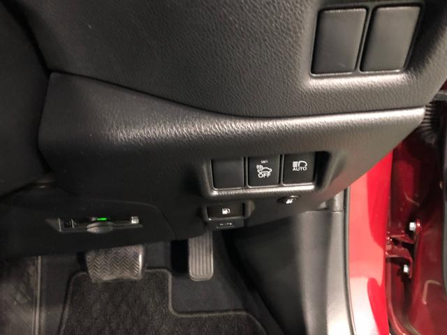 Ｃ−ＨＲＧ　車検整備付／走行６８８２７キロ／フルセグナビ／マット１年保証距離無制限　走行距離６８８２７キロ　フルセグナビ　ブルートゥース　純正マット　サイドエアバッグ　オートマチックハイビーム　ＬＥＤヘッドランプ（埼玉県）の中古車