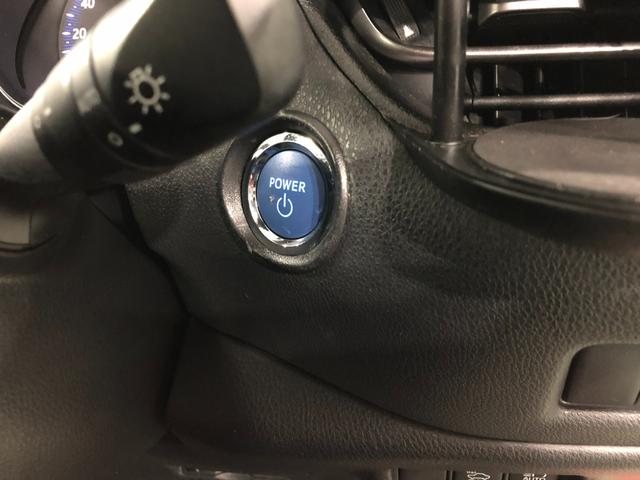 Ｃ−ＨＲＧ　車検整備付／走行６８８２７キロ／フルセグナビ／マット１年保証距離無制限　走行距離６８８２７キロ　フルセグナビ　ブルートゥース　純正マット　サイドエアバッグ　オートマチックハイビーム　ＬＥＤヘッドランプ（埼玉県）の中古車