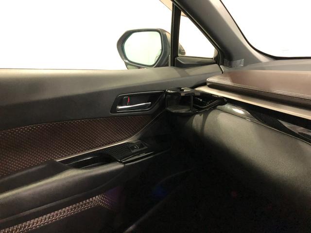 Ｃ−ＨＲＧ　車検整備付／走行６８８２７キロ／フルセグナビ／マット１年保証距離無制限　走行距離６８８２７キロ　フルセグナビ　ブルートゥース　純正マット　サイドエアバッグ　オートマチックハイビーム　ＬＥＤヘッドランプ（埼玉県）の中古車