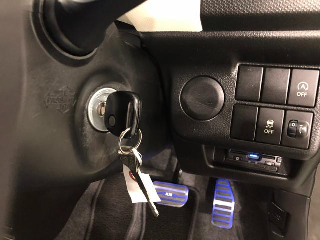 アルトＬ　走行８５８７５キロ／フルセグナビ／ドラレコ／純正マット１年保証距離無制限　走行距離８５８７５キロ　フルセグナビ　ブルートゥース　ドラレコ　純正マット　アイドリングストップ　キーレスエントリー　ドリンクホルダー（埼玉県）の中古車