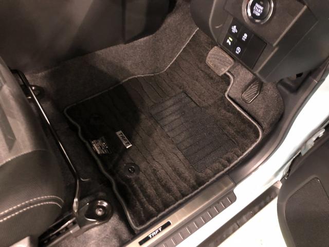 タフトG クロムベンチャー ナビ/ドラレコ/パノラマモニターETC一年保証・走行距離無制限走行27966キロ フルセグナビ ブルートゥース 全周囲カメラ ドラレコ クリアランスソナー オートライト LEDヘッドライト シートヒーター(埼玉県)の中古車