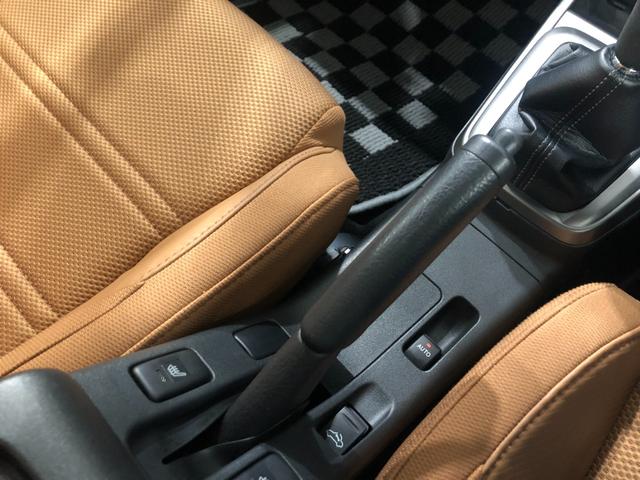 コペンローブ　走行１０５５６キロ／ディスプレイオーディオ一年保証・走行距離無制限走行１０５５６キロ　ディスプレイオーディオ　オートライト　ＬＥＤヘッドライト　シートヒーター（埼玉県）の中古車