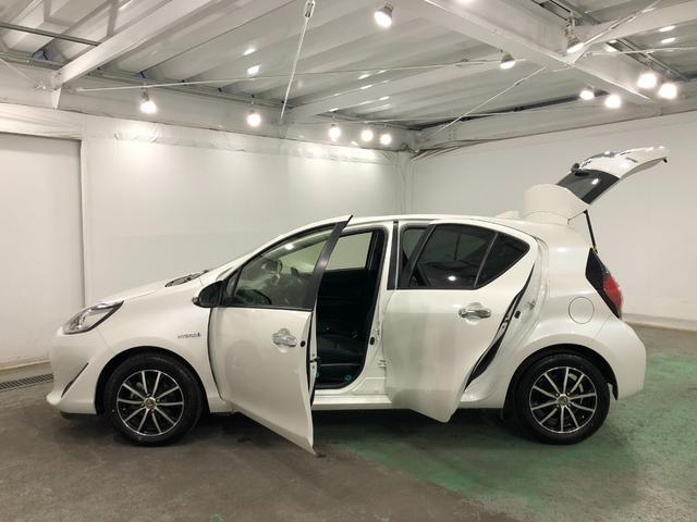 アクアＳスタイルブラック　走行４７１００キロ／ＣＤＵＳＢチューナー１年保証距離無制限　走行距離４７１００キロ　ＣＤＵＳＢチューナー　カーペットマット　助手席エアバッグ　オートライト　電動格納式ドアミラー　プッシュボタンスタート（埼玉県）の中古車