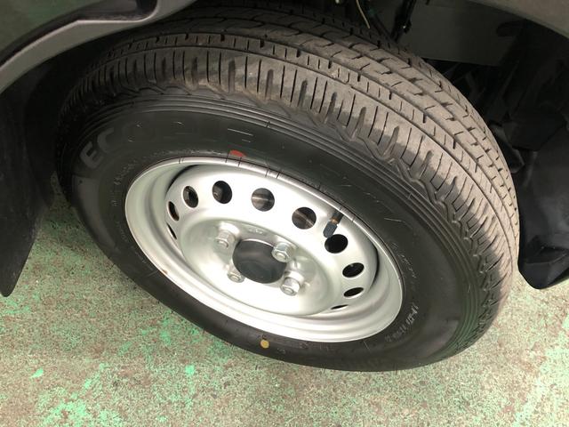 ハイゼットカーゴDX 走行5082キロ/クリアランスソナー/キーレス一年保証・走行距離無制限 走行5082キロ 助手席エアバック オートライト アイドリングストップ 助手席エアバック 純正カーペットマット(埼玉県)の中古車