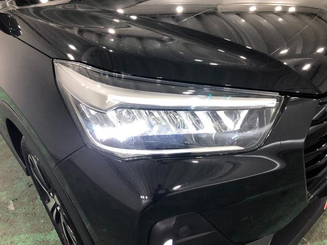 ロッキープレミアムG 走行7544キロ/サイドエアバッグ/純正マット1年保証距離無制限 走行距離7544キロ 純正マット サイドエアバッグ LEDヘッドランプ アイドリングストップ シートヒーター オート格納式ドアミラー 電動パーキングブレーキ キーフリー(埼玉県)の中古車