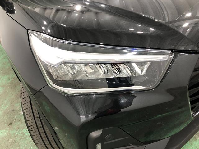 ロッキープレミアムG 走行7544キロ/サイドエアバッグ/純正マット1年保証距離無制限 走行距離7544キロ 純正マット サイドエアバッグ LEDヘッドランプ アイドリングストップ シートヒーター オート格納式ドアミラー 電動パーキングブレーキ キーフリー(埼玉県)の中古車