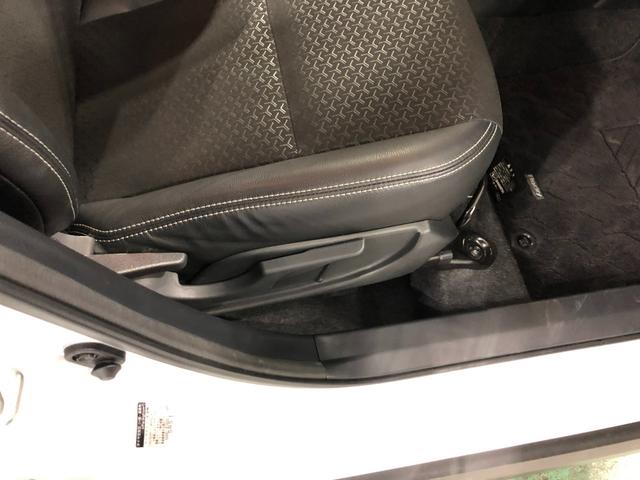 ロッキープレミアム　車検整備付／走行５２０９７キロ／９型ナビドラレコ１年保証距離無制限　走行距離５２０９７キロ　純正フルセグナビ　パノラマモニター　ドラレコ　純正マット　サイドエアバッグ　ＬＥＤヘッドランプ　アイドリングストップ　シートヒーター　オート格納式ドアミラー（埼玉県）の中古車