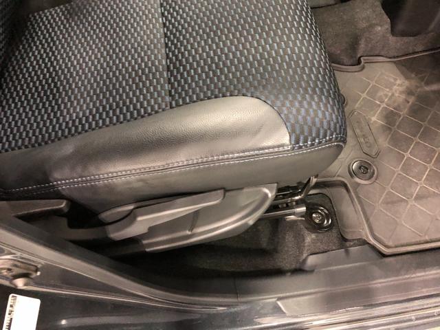 タントカスタムＸ　走行１９５３７キロ／ナビ／ドラレコ／バックカメラ一年保証・走行距離無制限　走行１９５３７キロ　フルセグナビ　バックカメラ　ドラレコ　ＥＴＣ　クリアランスソナー　　オートライト　ＬＥＤヘッドライト　シートヒーター　両側電動スライドドア（埼玉県）の中古車