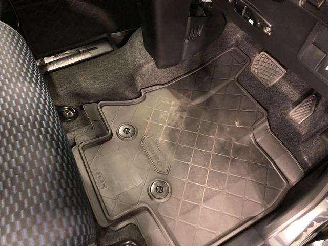 タントカスタムＸ　走行１９５３７キロ／ナビ／ドラレコ／バックカメラ一年保証・走行距離無制限　走行１９５３７キロ　フルセグナビ　バックカメラ　ドラレコ　ＥＴＣ　クリアランスソナー　　オートライト　ＬＥＤヘッドライト　シートヒーター　両側電動スライドドア（埼玉県）の中古車