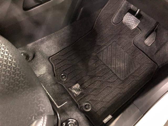 ロッキープレミアムＧ　走行８２９２キロ／シートヒーター／純正マット１年保証距離無制限　走行距離８２９２キロ　純正マット　サイドエアバッグ　ＬＥＤヘッドランプ　アイドリングストップ　シートヒーター　オート格納式ドアミラー　電動パーキングブレーキ　キーフリー（埼玉県）の中古車