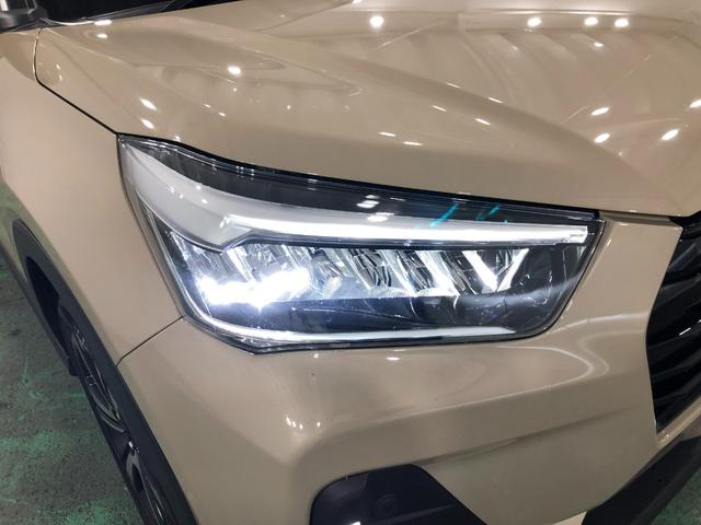 ロッキープレミアムＧ　走行８２９２キロ／シートヒーター／純正マット１年保証距離無制限　走行距離８２９２キロ　純正マット　サイドエアバッグ　ＬＥＤヘッドランプ　アイドリングストップ　シートヒーター　オート格納式ドアミラー　電動パーキングブレーキ　キーフリー（埼玉県）の中古車