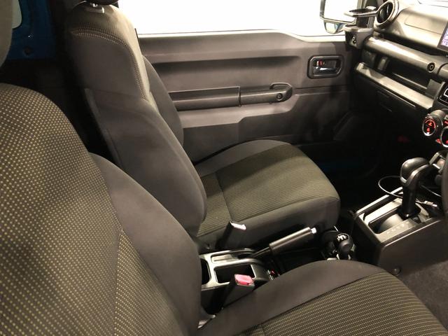 ジムニーシエラＪＣ　走行８３５７１キロ／フローティングナビ／４ＷＤ一年保証・走行距離無制限走行８３５７１キロ　フルセグナビ　ブルートゥース　サイドエアバック　オートライト　ＬＥＤヘッドライト（埼玉県）の中古車