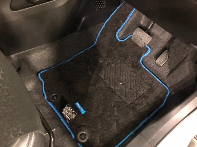 ロッキープレミアムG HEV 走行54810キロ/9型ナビ/マット1年保証距離無制限 走行距離54810キロ 純正フルセグナビ パノラマモニター 純正マット サイドエアバッグ LEDヘッドランプ アイドリングストップ シートヒーター オート格納式ドアミラー(埼玉県)の中古車