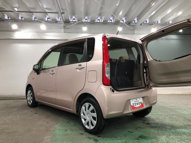 ムーヴＬ　修復歴／走行７２２４６キロ／ＣＤチューナー／マット１年保証距離無制限　走行距離７２２４６キロ　ＣＤチューナー　純正マット　アイドリングストップ　電動格納式ドアミラー　キーレスエントリー　マニュアルエアコン（埼玉県）の中古車