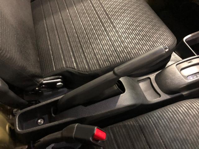 ハイゼットトラックＥＸＴ　車検整備付／走行４５８９３キロ／ＣＤチューナー１年保証距離無制限　走行距離４５８９３キロ　車検整備付　ＣＤチューナー　純正フロアマット　クリアランスソナー　オートライト　ＬＥＤヘッドランプ　アイドリングストップ　荷台作業灯　電動格納式ドアミラー（埼玉県）の中古車