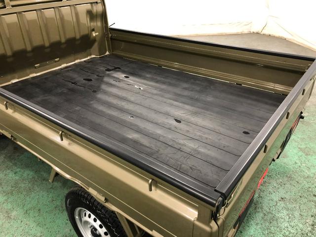 ハイゼットトラックＥＸＴ　車検整備付／走行４５８９３キロ／ＣＤチューナー１年保証距離無制限　走行距離４５８９３キロ　車検整備付　ＣＤチューナー　純正フロアマット　クリアランスソナー　オートライト　ＬＥＤヘッドランプ　アイドリングストップ　荷台作業灯　電動格納式ドアミラー（埼玉県）の中古車