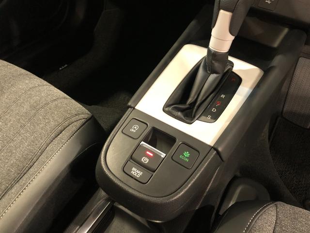 フィットホーム 走行50333キロ 車検整備付 ナビ バックカメラ一年保証・走行距離無制限 ブルートゥース クリアランスソナー LEDヘッドライト オートライト(埼玉県)の中古車