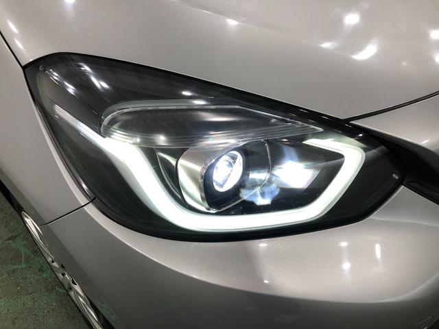 フィットホーム 走行50333キロ 車検整備付 ナビ バックカメラ一年保証・走行距離無制限 ブルートゥース クリアランスソナー LEDヘッドライト オートライト(埼玉県)の中古車