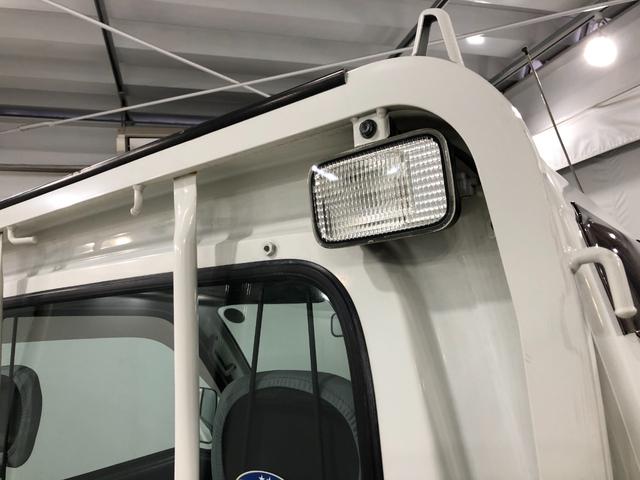 ハイゼットトラックエアコン・パワステ ツインカムスペシャル一年保証・走行距離無制限走行73730キロ 車検整備付 純正カーペットマット 4WD エアコン パワステ マニュアル FMAMラジオ(埼玉県)の中古車