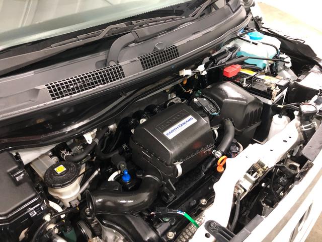 N−WGNG SSパッケージII 走行23972キロ/車検整備付ワンセグナビ バックカメラ サイドエアバック ベンチシート シートヒーター 純正カーペットマット 一年保証・走行距離無制限走行23972キロ(東京都)の中古車