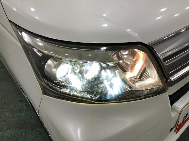 ムーヴカスタム　Ｘ　ＳＡ　走行８９３９２キロ／タイヤ４本交換／ナビ一年保証・走行距離無制限走行８９３９２キロ　タイヤ４本交換　フルセグナビ　ブルートゥース　バックカメラ　オートライト　ＬＥＤヘッドライト　ベンチシート（埼玉県）の中古車