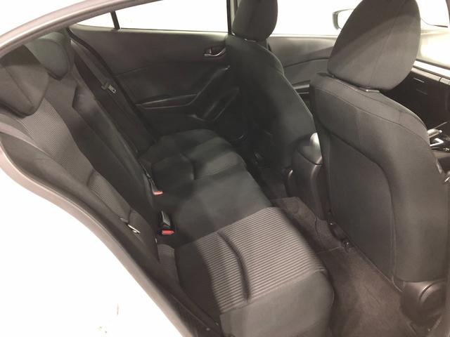 アクセラハイブリッドハイブリッド−Ｓ　走行１０２１７０キロ／雹害／ナビ一年保証・走行距離無制限走行１０２１７０キロ　フルセグナビ　ブルートゥース　バックカメラ　ＥＴＣ　サイドエアバック　オートライト　ＬＥＤヘッドライト（埼玉県）の中古車