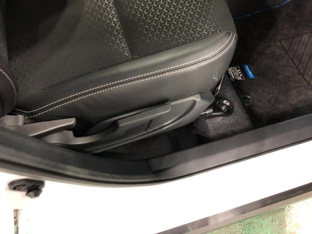 ロッキープレミアムＧ　ＨＥＶ　走行２５０８５キロ／純正ナビ／ドラレコ１年保証距離無制限　走行距離２５０８５キロ　純正フルセグナビ　バックカメラ　ドラレコ　純正マット　サイドエアバッグ　ＬＥＤヘッドランプ　アイドリングストップ　シートヒーター　オート格納式ドアミラー（埼玉県）の中古車