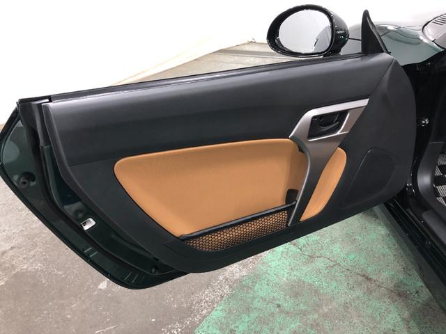 コペンセロ 走行27762キロ/タイヤ4本交換/ナビ/バックカメラ一年保証・走行距離無制限走行27762キロ フルセグナビ ブルートゥース バックカメラ ドラレコ オートライト LEDヘッドライト シートヒーター(埼玉県)の中古車