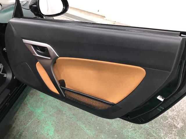 コペンセロ 走行27762キロ/タイヤ4本交換/ナビ/バックカメラ一年保証・走行距離無制限走行27762キロ フルセグナビ ブルートゥース バックカメラ ドラレコ オートライト LEDヘッドライト シートヒーター(埼玉県)の中古車