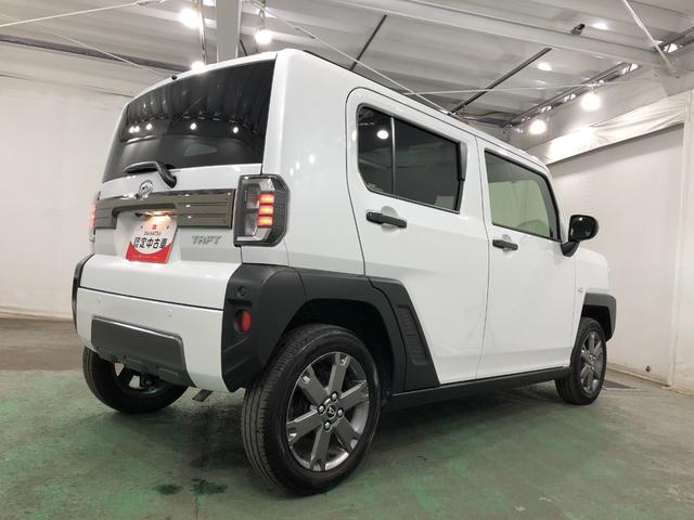 タフトGダーククロムベンチャー 走行5977キロ/クリアランスソナ一年保証・走行距離無制限 走行5977キロ サイドエアバック クリアランスソナー オートマチックハイビーム オートライト LEDヘッドライト ベンチシート シートヒーター(埼玉県)の中古車