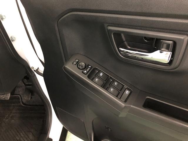 タフトGダーククロムベンチャー 走行5977キロ/クリアランスソナ一年保証・走行距離無制限 走行5977キロ サイドエアバック クリアランスソナー オートマチックハイビーム オートライト LEDヘッドライト ベンチシート シートヒーター(埼玉県)の中古車