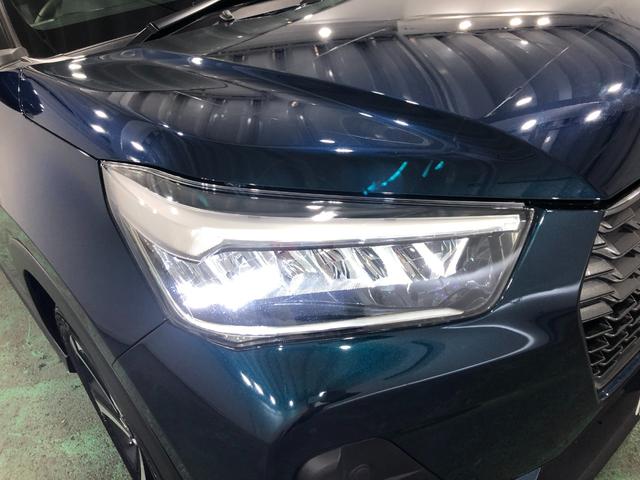 ロッキープレミアムＧ　ＨＥＶ　走行９４７４キロ／シートヒーター１年保証距離無制限　走行距離９４７４キロ　純正マット　サイドエアバッグ　ＬＥＤヘッドランプ　アイドリングストップ　シートヒーター　オート格納式ドアミラー　電動パーキングブレーキ　キーフリー（埼玉県）の中古車