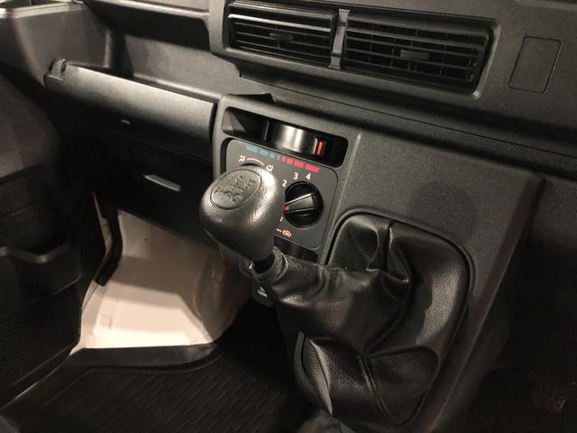 ハイゼットカーゴスペシャル 走行4251キロ/車検整備付/5MT一年保証・走行距離無制限走4251キロ 車検整備付 助手席エアバック 純正カーペットマット クリアランスソナー オートライト アイドリングストップ(埼玉県)の中古車